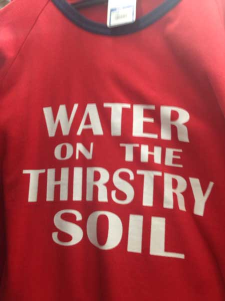 Fashionable English Words - Water On The Thirsty Soil