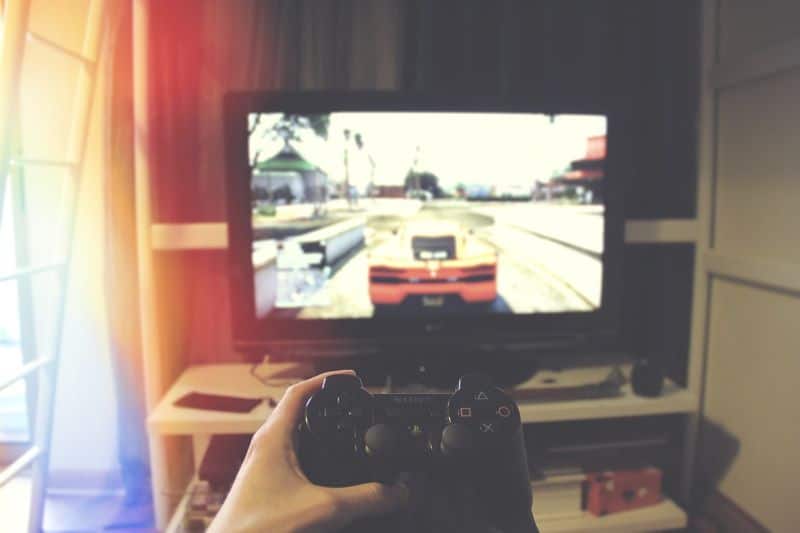 playstation-1845880_1280 community forum translation