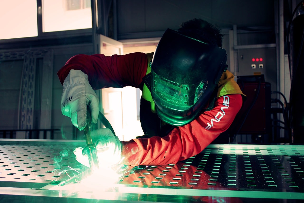 How Manufacturing Translations Ensure International Regulatory Compliance