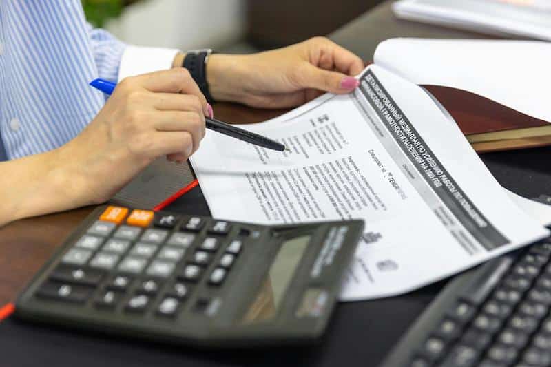 3 signs a manufacturing translation company is costing you business