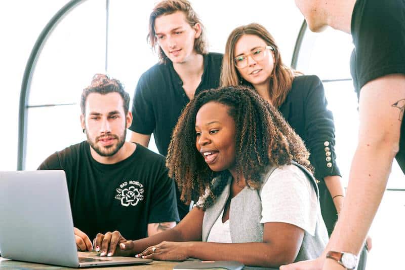 How Digital Marketing Localization Helps Manufacturers Stand Out