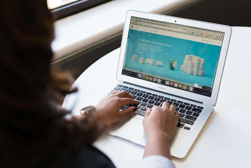 How Website Translation For Manufacturing Spurs Global Growth